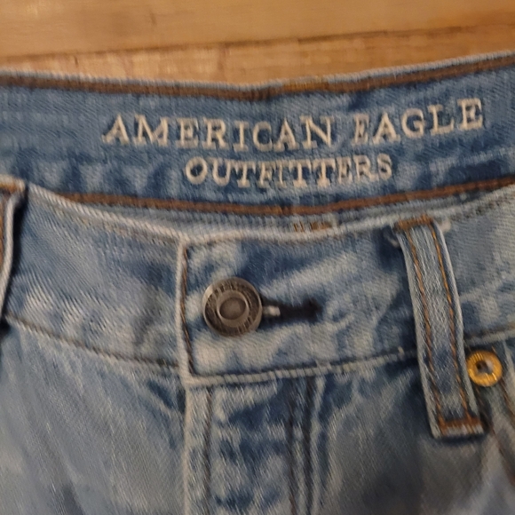 American Eagle 2 tone raw hem jeans - Picture 6 of 13